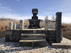 山中諏訪神社奥宮をアップで